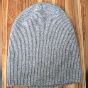 Halogen Ribbed Cashmere Beanie